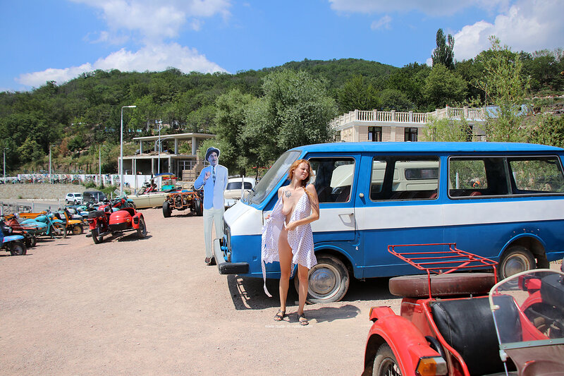 Елена, 22 года, 2 размер груди